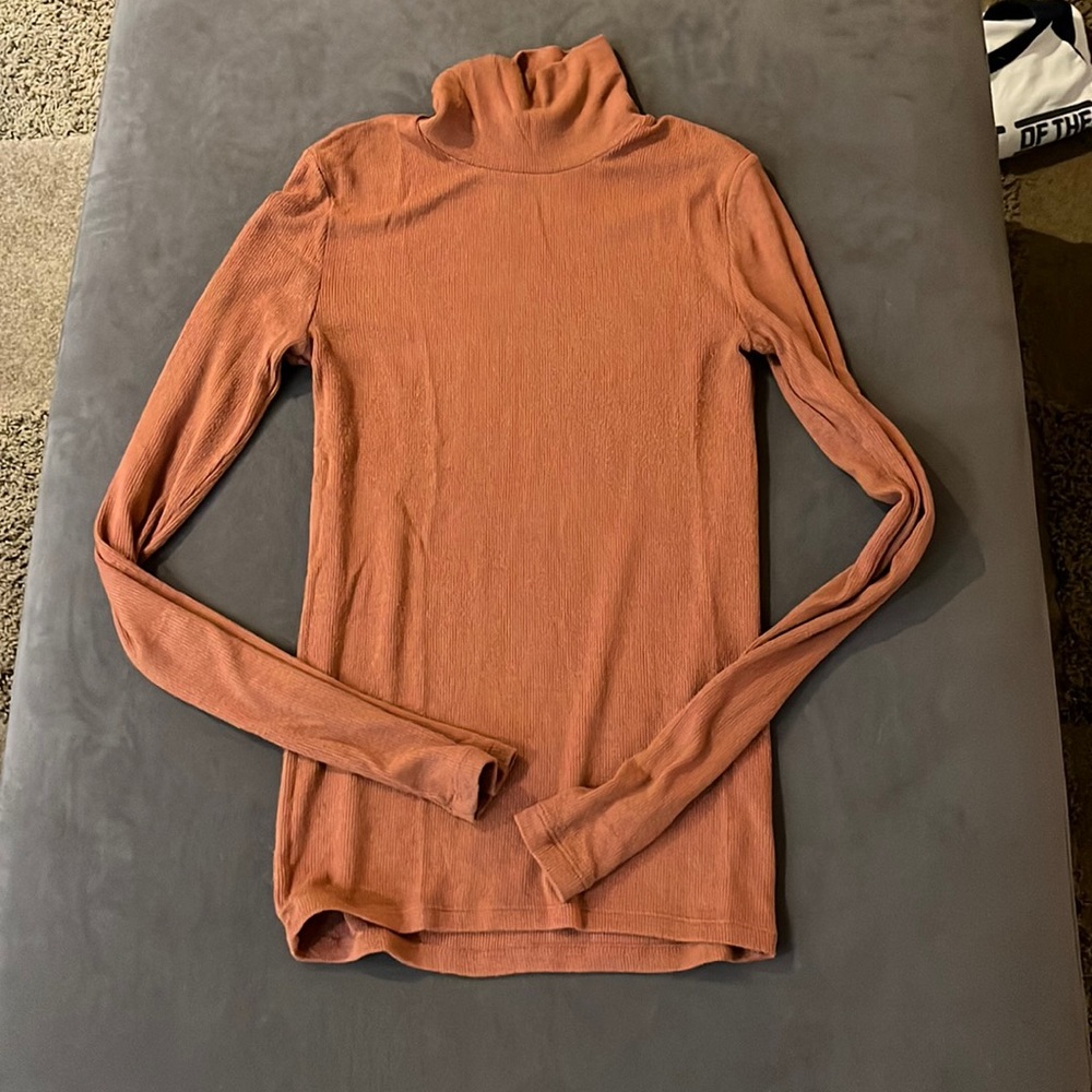 Wilfred Only Turtleneck